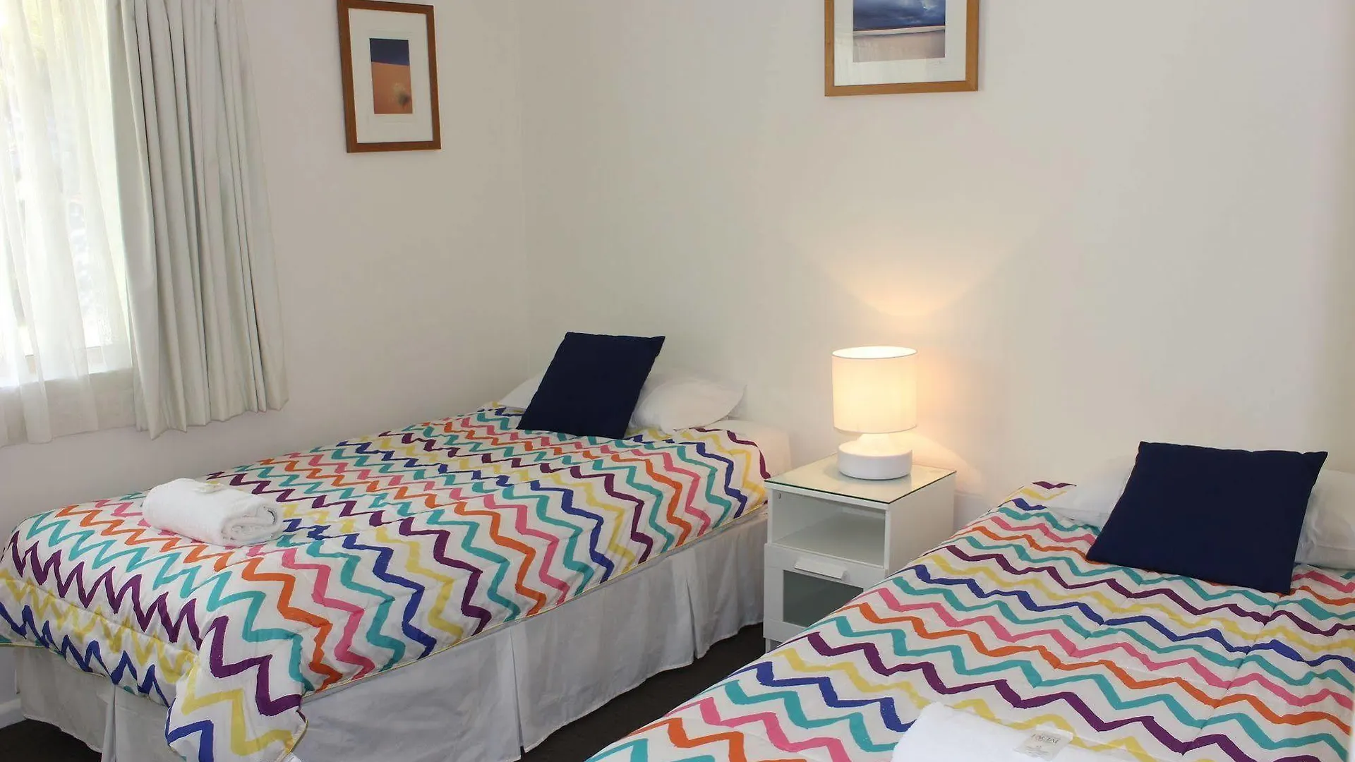 Beach Breakers Resort Sunrise Beach