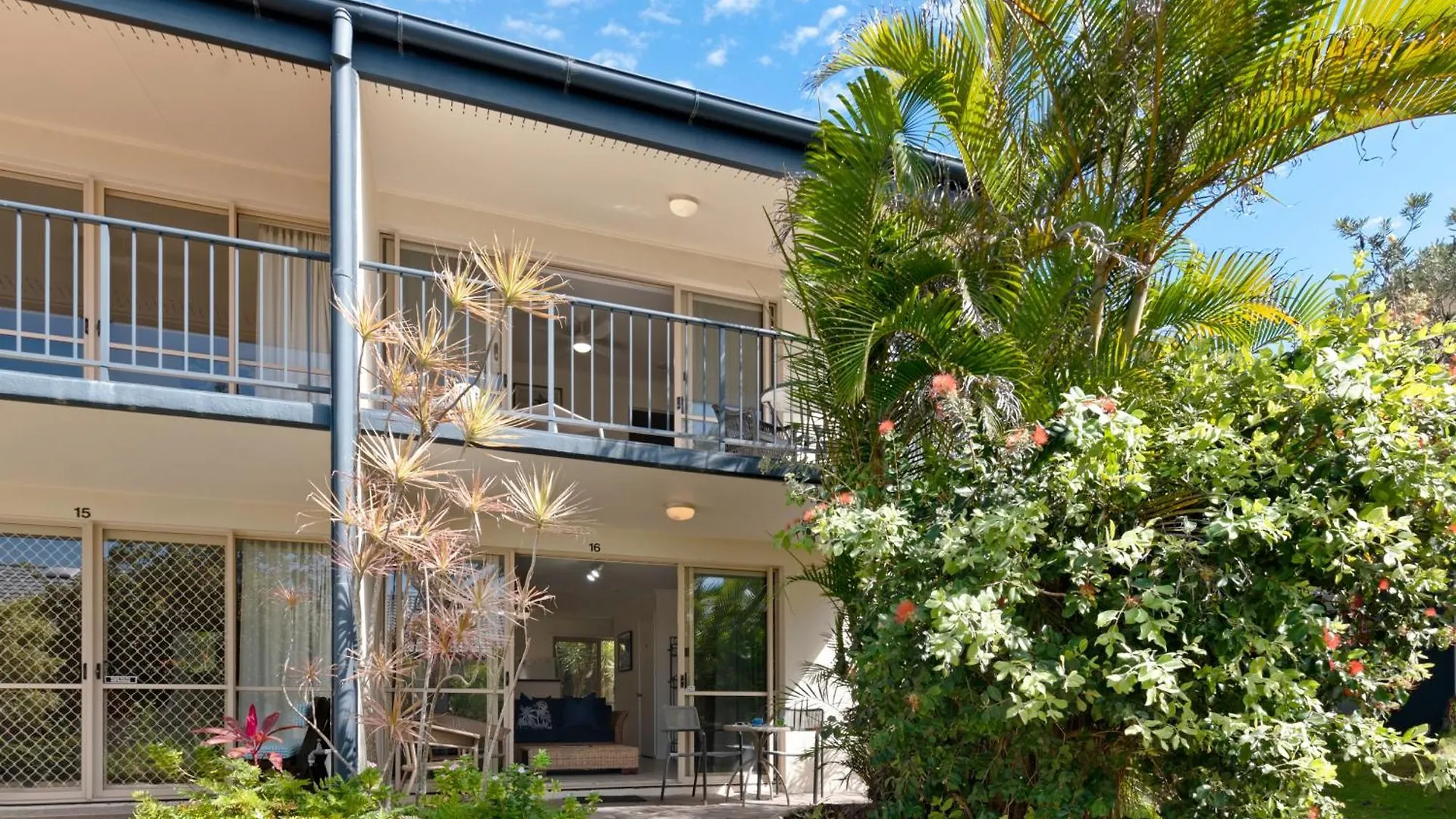 ***  Beach Breakers Resort Sunrise Beach Australia