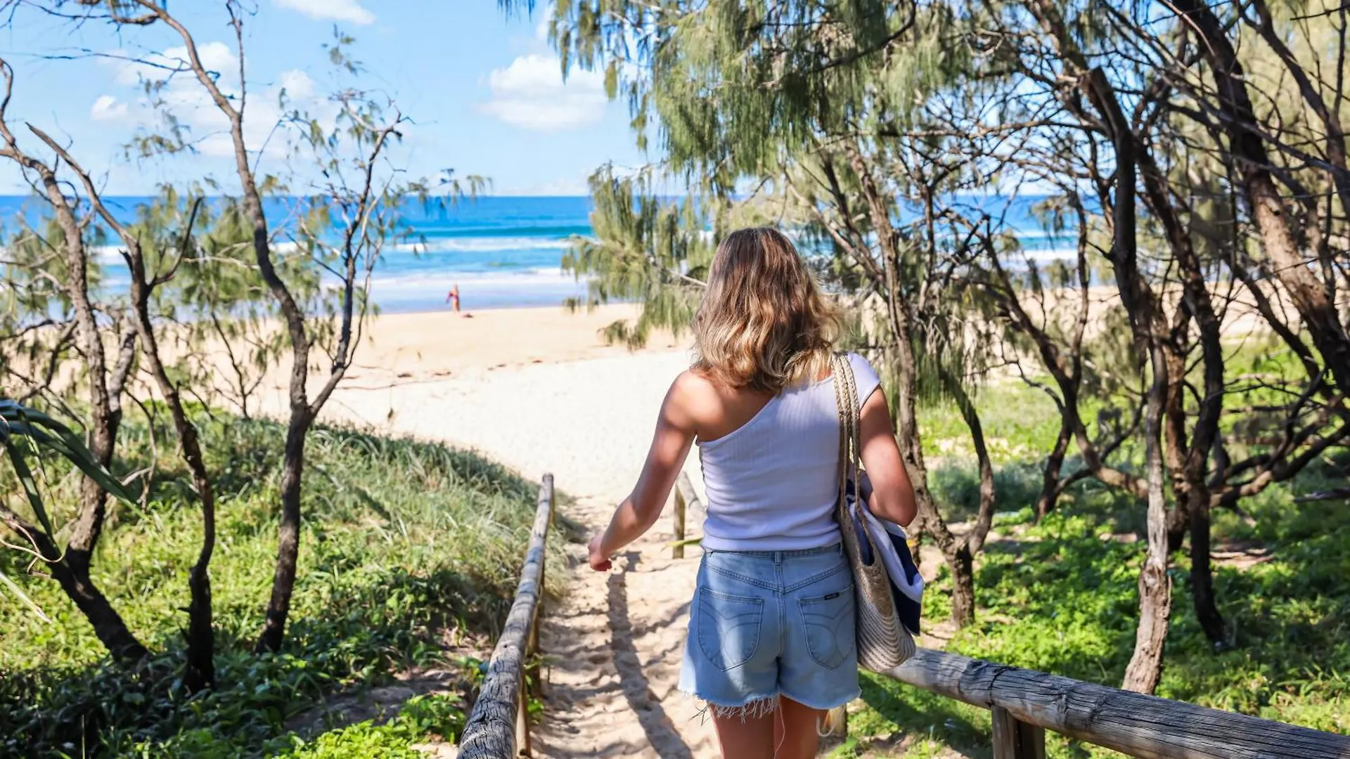 Beach Breakers Resort Sunrise Beach Australia